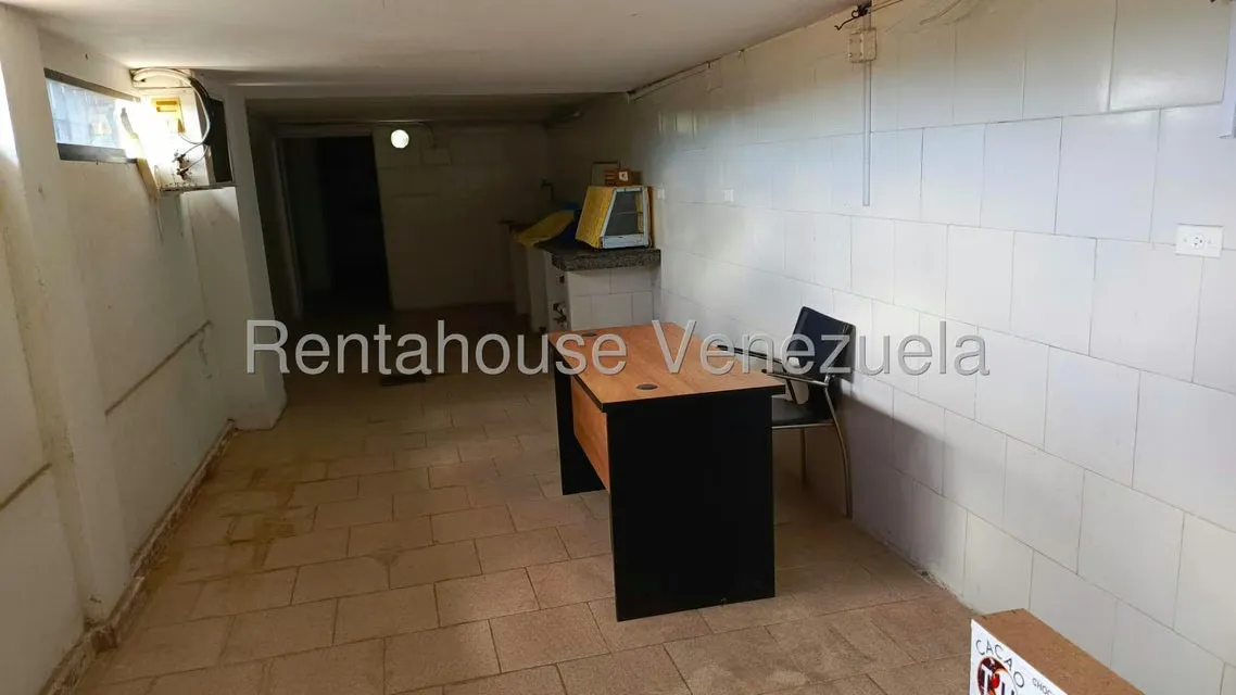 Casa (Multipes Niveles) en Venta en Santa Monica, Distrito Metropolitano - 63