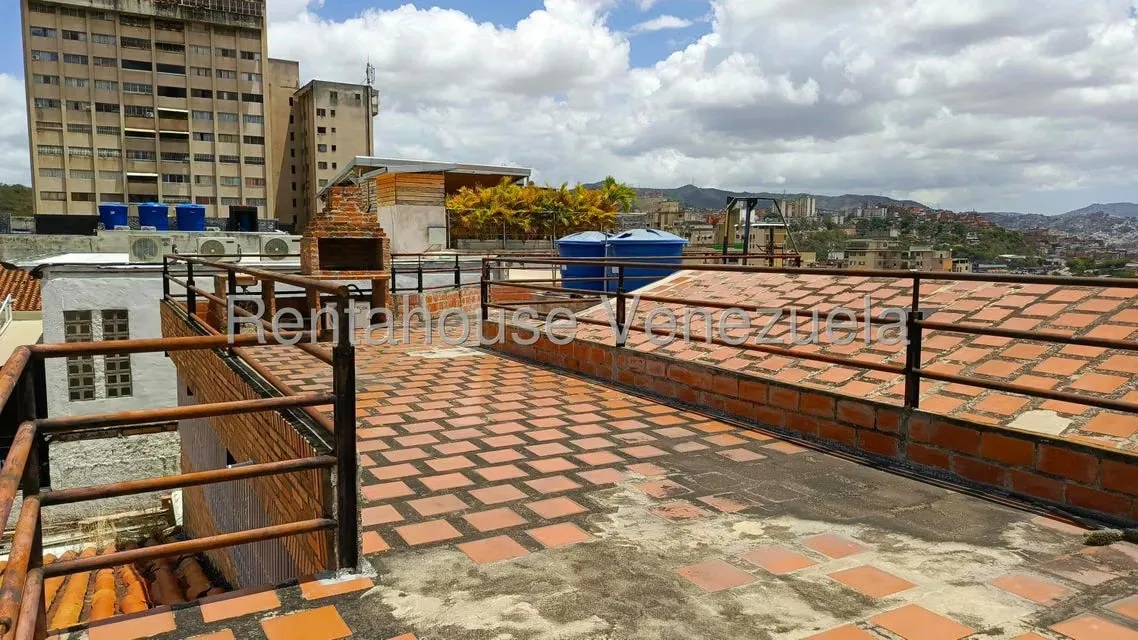 Casa (Multipes Niveles) en Venta en Santa Monica, Distrito Metropolitano - 67