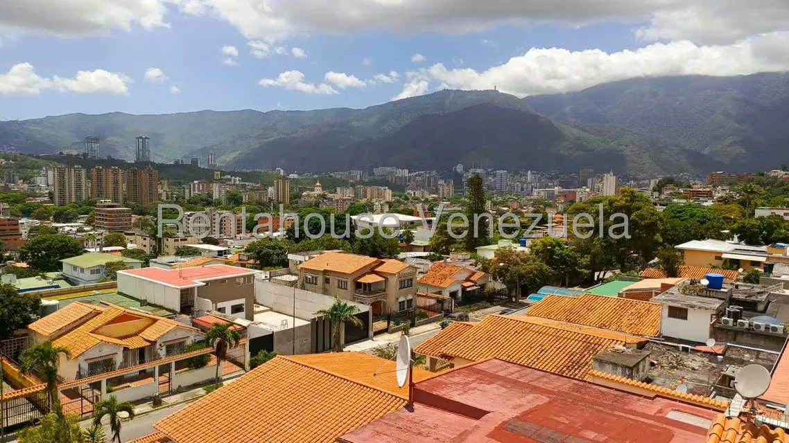 Casa (Multipes Niveles) en Venta en Santa Monica, Distrito Metropolitano - 70