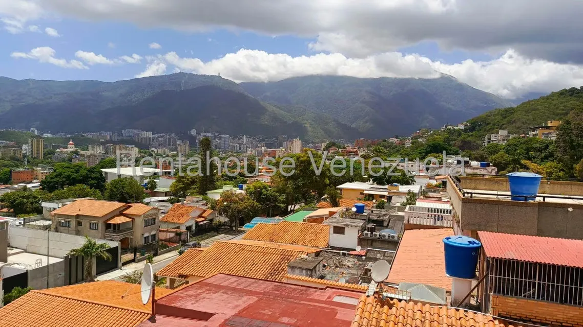 Casa (Multipes Niveles) en Venta en Santa Monica, Distrito Metropolitano - 71