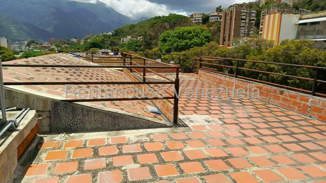 Casa (Multipes Niveles) en Venta en Santa Monica, Distrito Metropolitano - 72