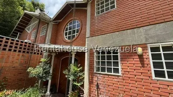 Casa (Duplex) en Venta en La Union, Distrito Metropolitano - 2