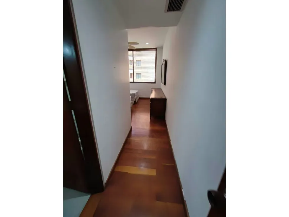 Se alquila apartamento 267m2 Campo Alegre 7414 - 24