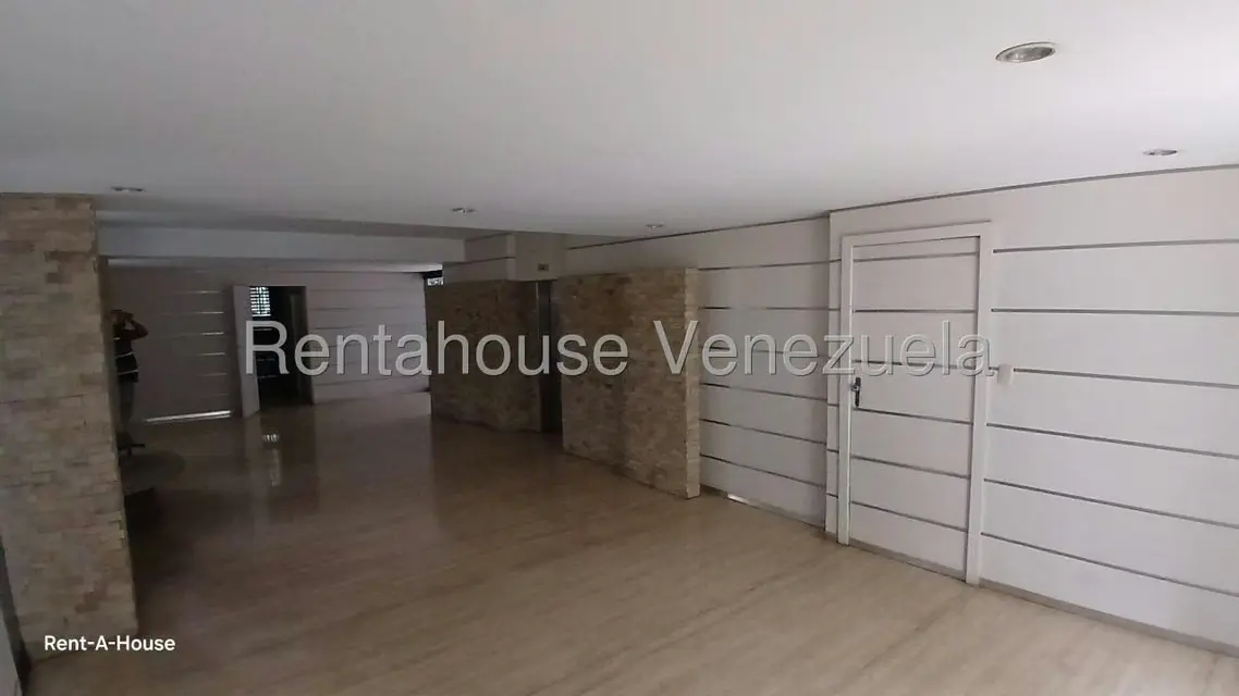 Apartamento (1 Nivel) en Venta en La Florida, Distrito Metropolitano - 13