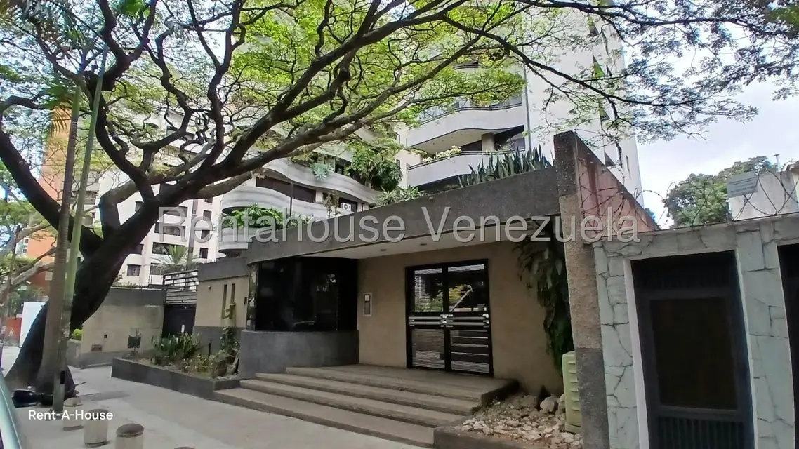 Apartamento (1 Nivel) en Venta en La Florida, Distrito Metropolitano - 4