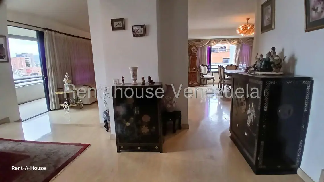 Apartamento (1 Nivel) en Venta en La Florida, Distrito Metropolitano - 55