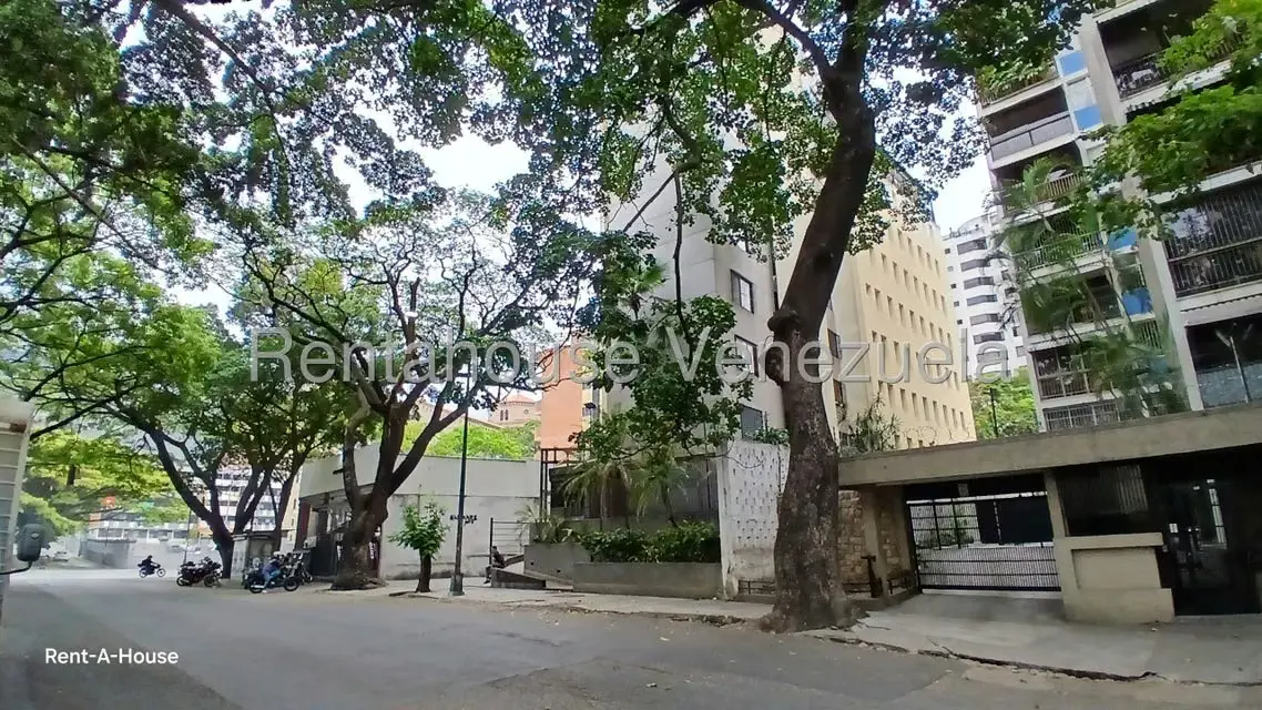Apartamento (1 Nivel) en Venta en La Florida, Distrito Metropolitano - 6