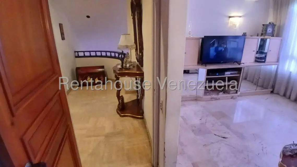 Apartamento (1 Nivel) en Venta en La Florida, Distrito Metropolitano - 68