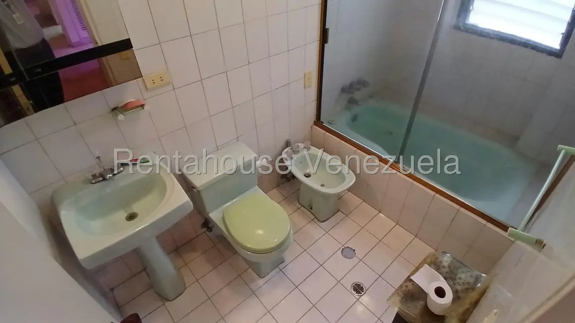 Apartamento (1 Nivel) en Venta en La Florida, Distrito Metropolitano - 79