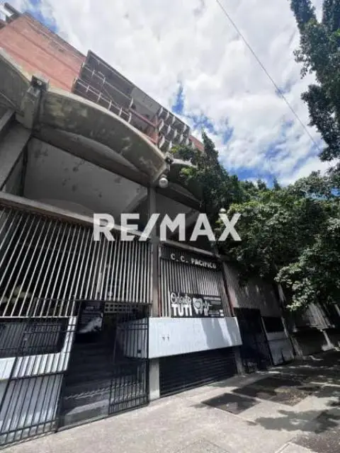 ¡Oficina en Alquiler en la Avenida Bolívar, Maracay, Edo. Aragua!Edificio Pacifico