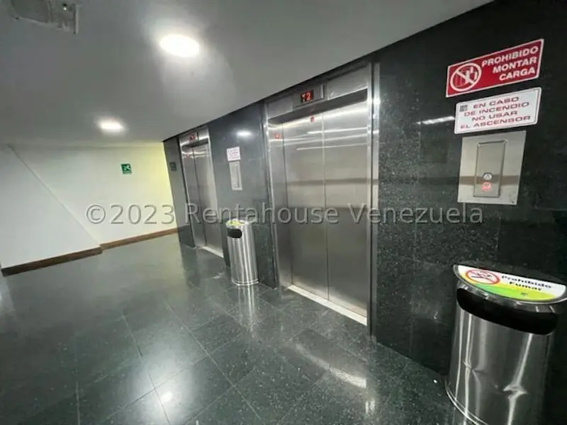 Oficina en Venta en Chuao, Distrito Metropolitano - 2