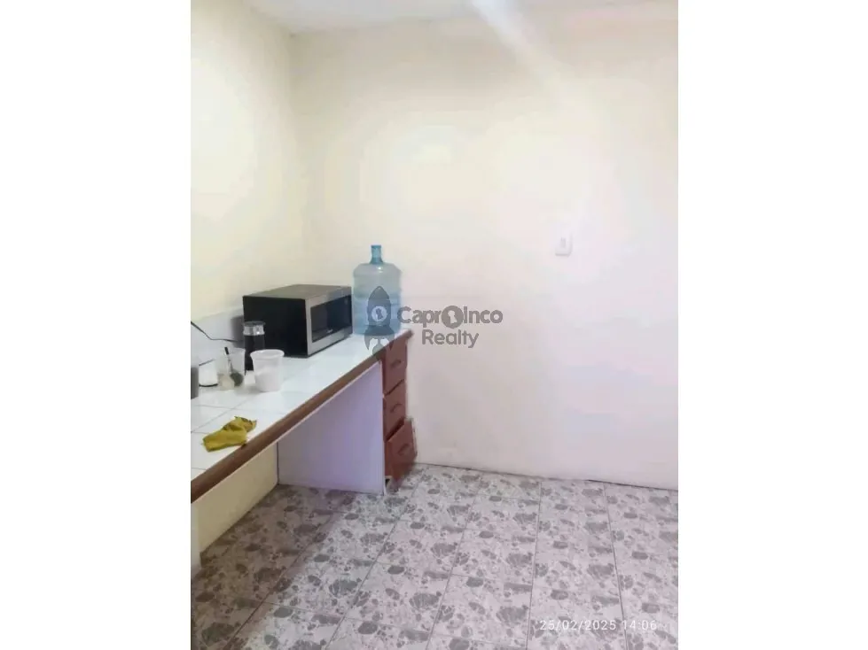 Excelente Galpón en Venta en Los Guayos - 26