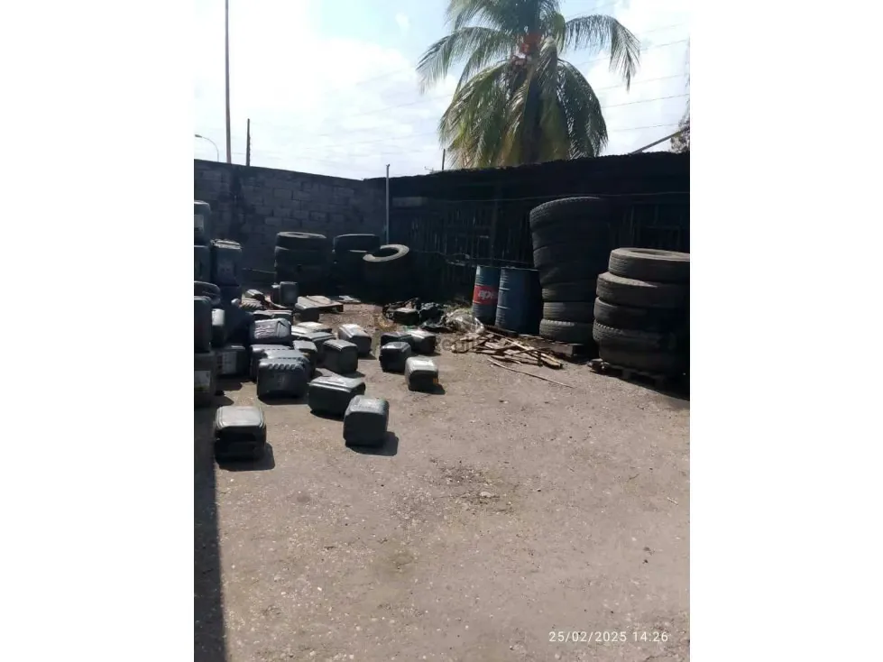 Excelente Galpón en Venta en Los Guayos - 31