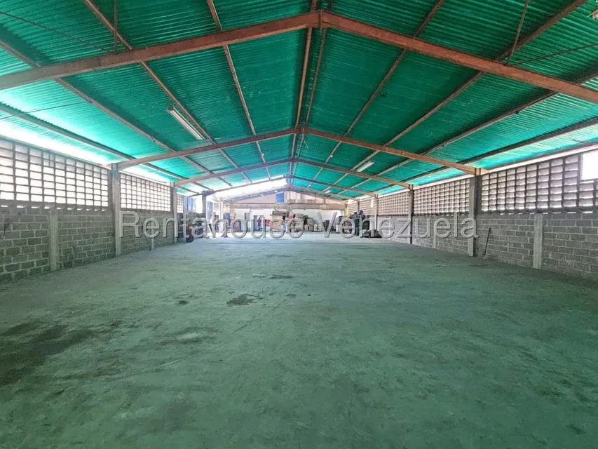 Edificio en Venta en La Guairita, Miranda - 16