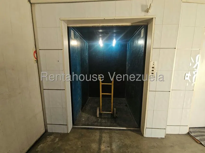 Edificio en Venta en La Guairita, Miranda - 20