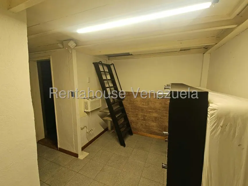Edificio en Venta en La Guairita, Miranda - 24