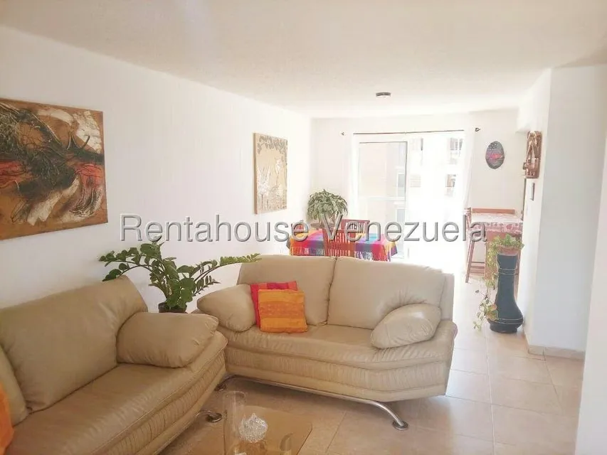 Apartamento (1 Nivel) en Venta en Sabanamar, Nueva Esparta - 2
