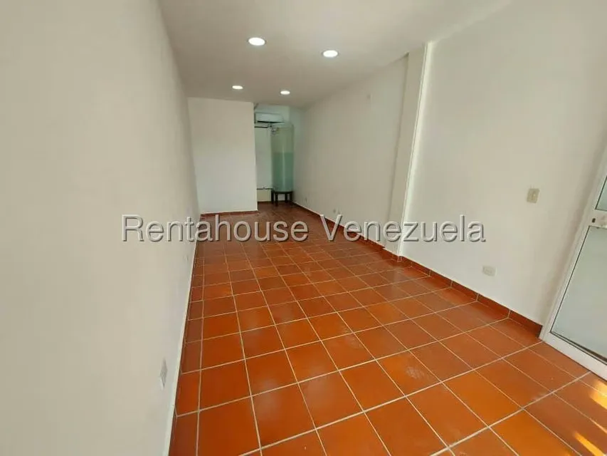 Local Comercial en Alquiler en Paraparal, Carabobo - 9