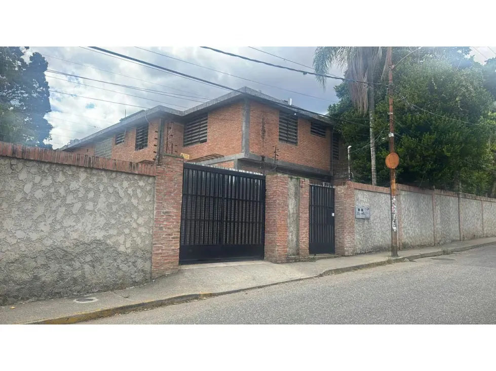 Casa Comercial en Venta en Los Chorros 6H/ 4B/ 14P