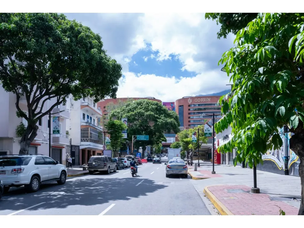 Se vende edificio 1280m2 Chacao 5152 - 4