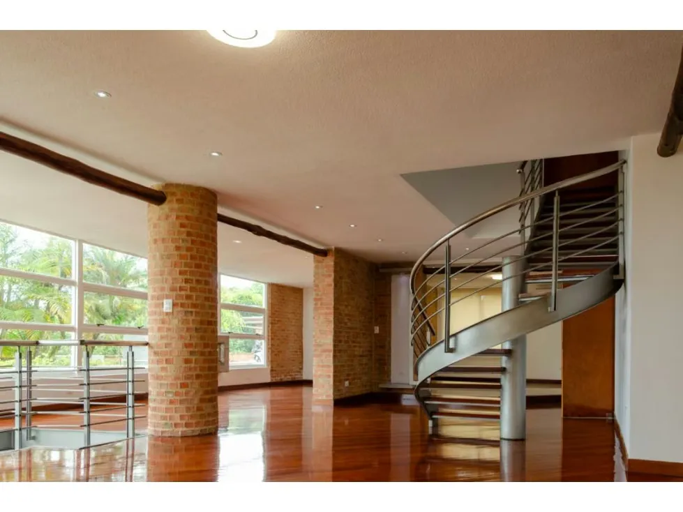 Casa en venta 1.950mtrs. En los Naranjos - 2