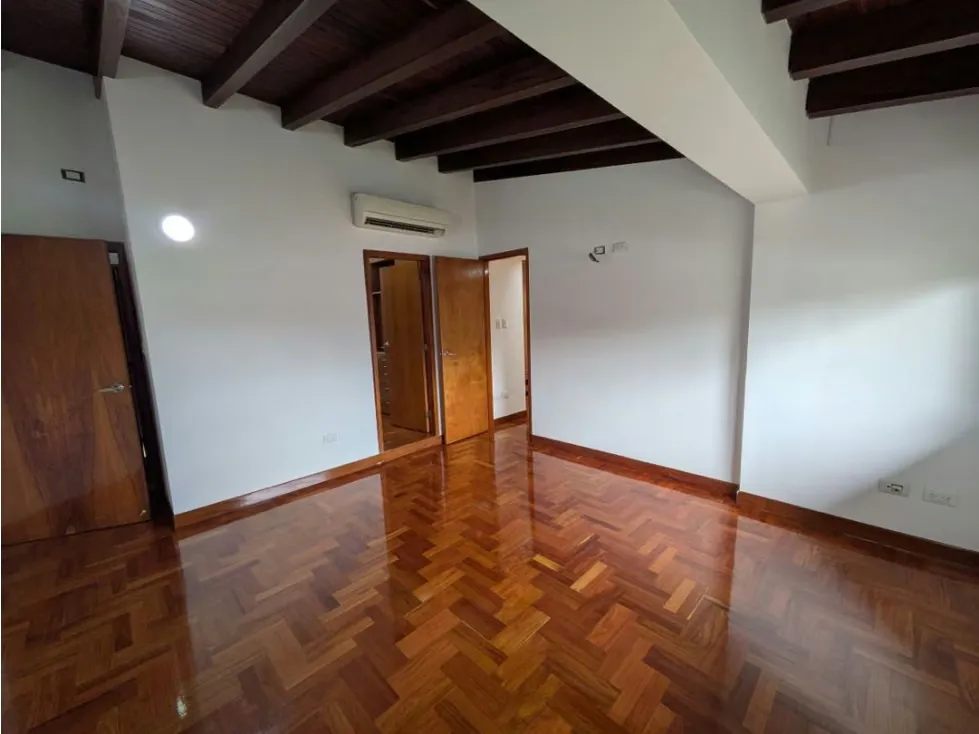 Casa en venta 1.950mtrs. En los Naranjos - 10