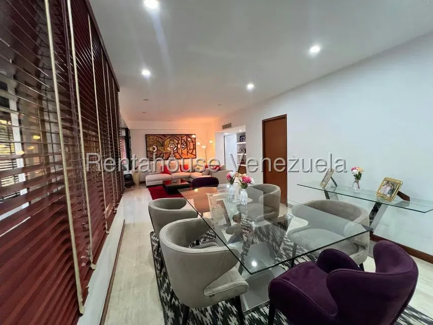 Apartamento (1 Nivel) en Venta en Los Dos Caminos, Distrito Metropolitano - 7