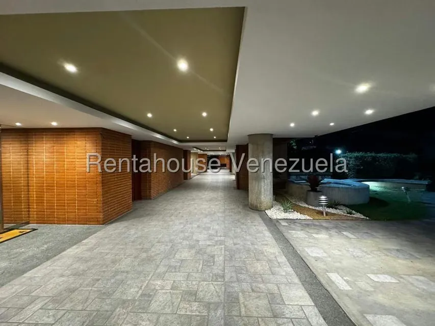 Apartamento (1 Nivel) en Venta en Los Dos Caminos, Distrito Metropolitano - 61