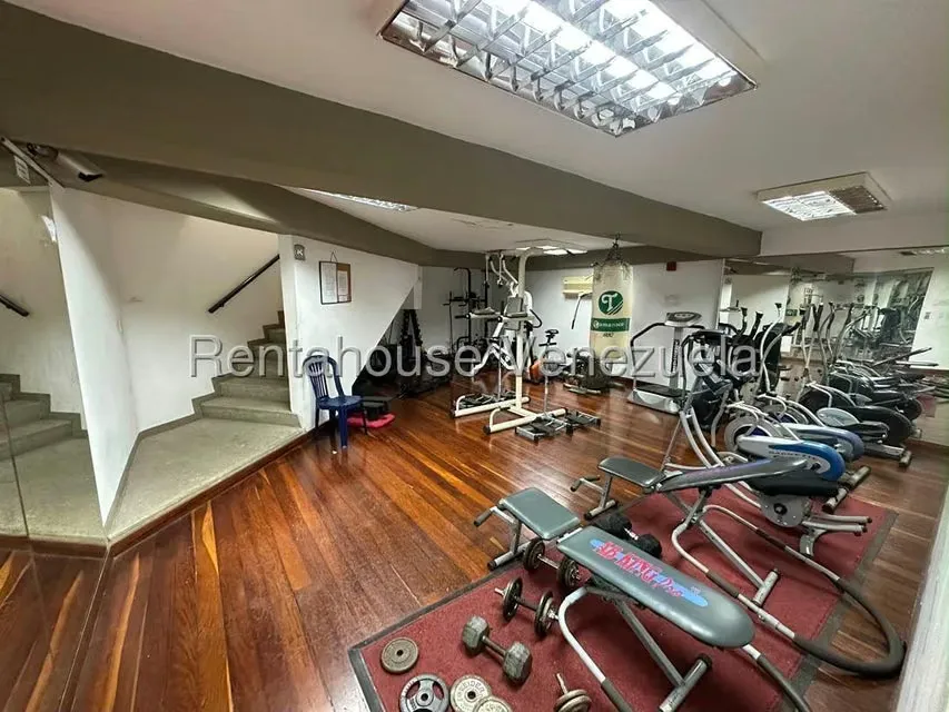 Apartamento (1 Nivel) en Venta en Los Dos Caminos, Distrito Metropolitano - 63