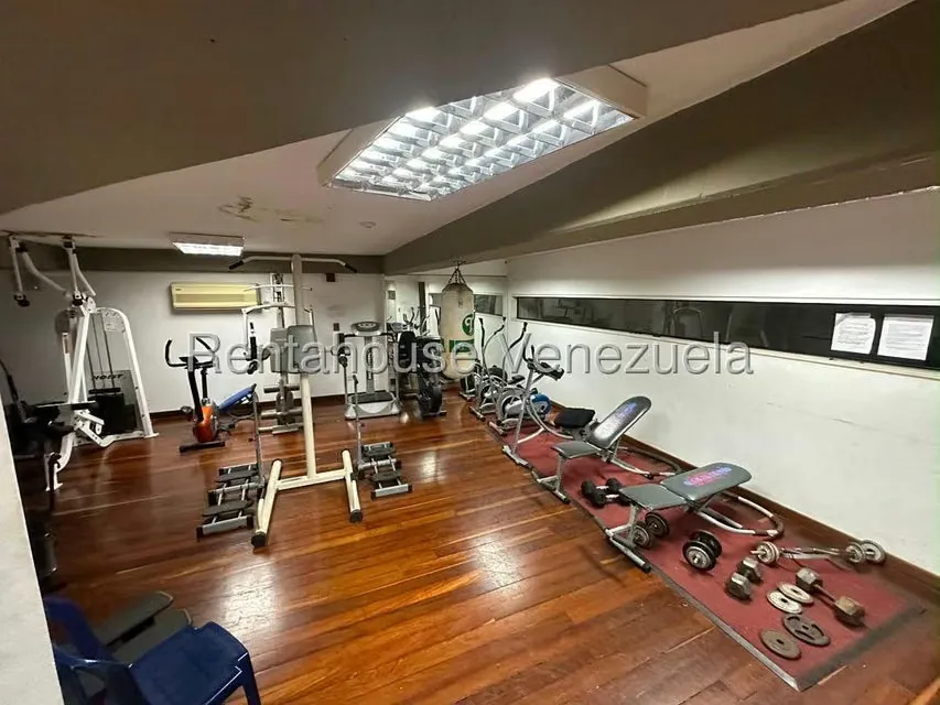 Apartamento (1 Nivel) en Venta en Los Dos Caminos, Distrito Metropolitano - 64