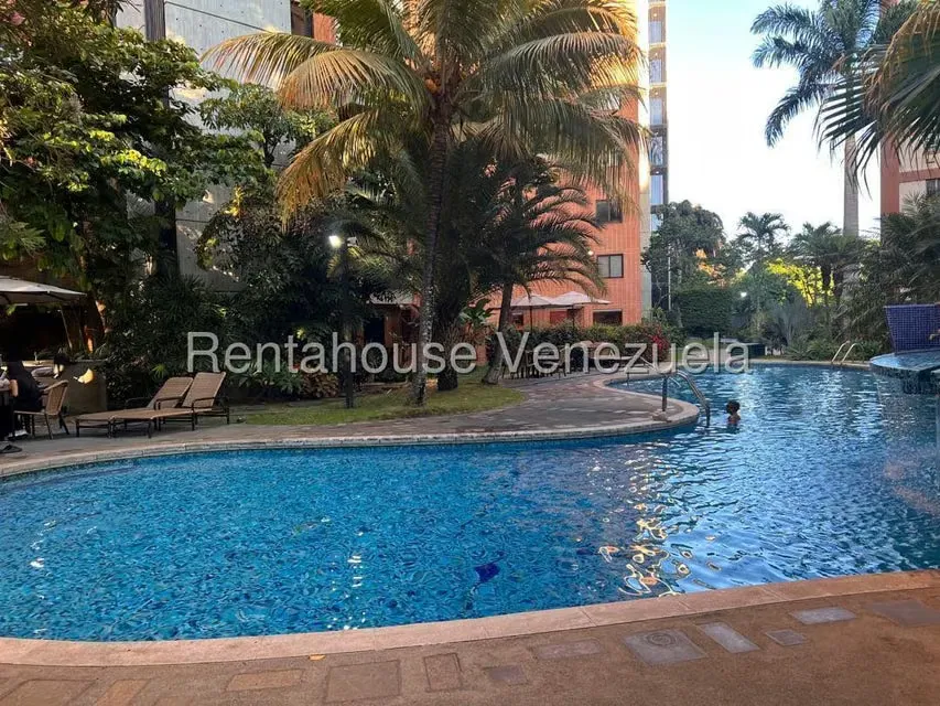 Apartamento (1 Nivel) en Venta en Los Dos Caminos, Distrito Metropolitano - 66