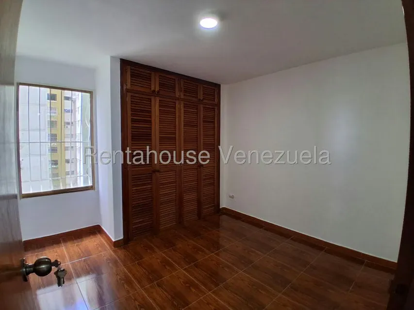 Apartamento (1 Nivel) en Venta en Los Samanes, Distrito Metropolitano - 13