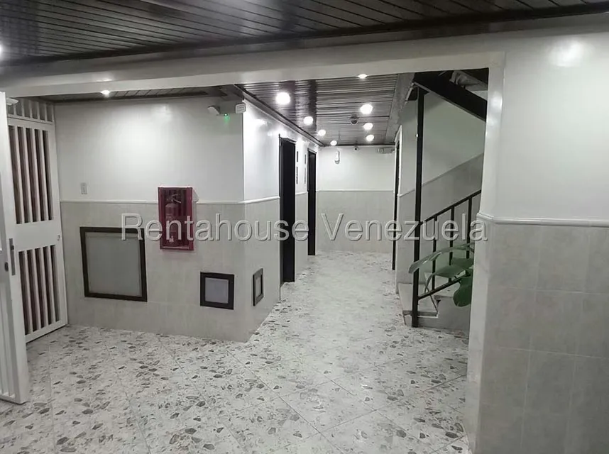 Apartamento (1 Nivel) en Venta en Los Samanes, Distrito Metropolitano - 21