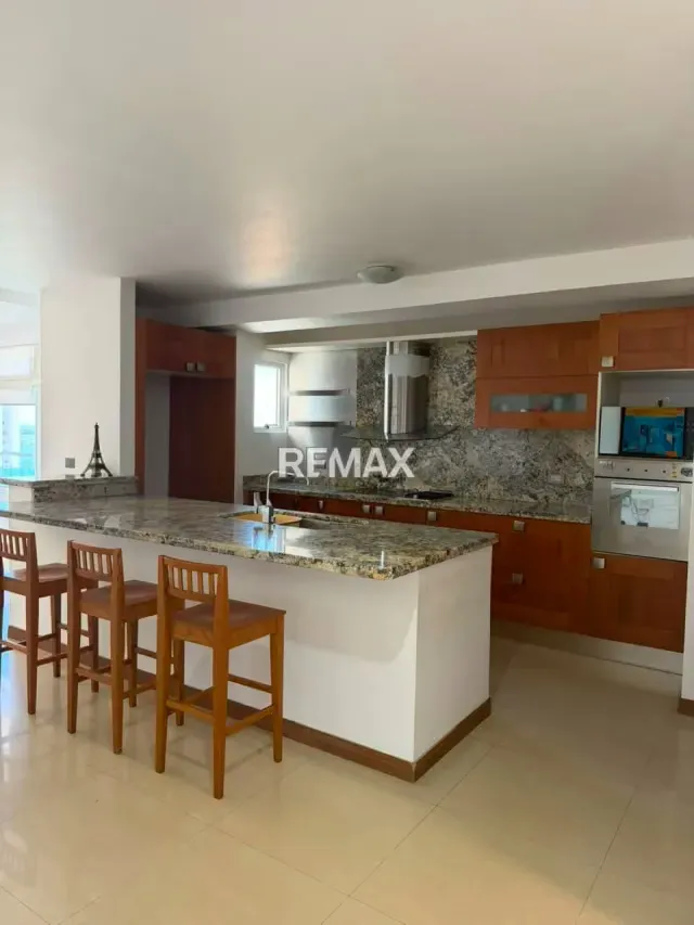 Apartamento en Venta Edif. Murano Sector Don Bosco - 8