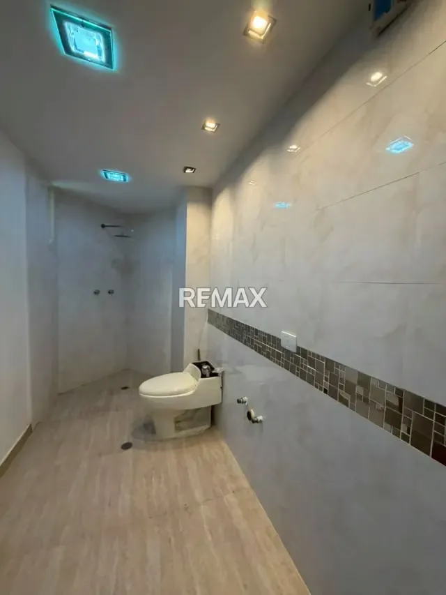 Apartamento en Venta Edif. Murano Sector Don Bosco - 9