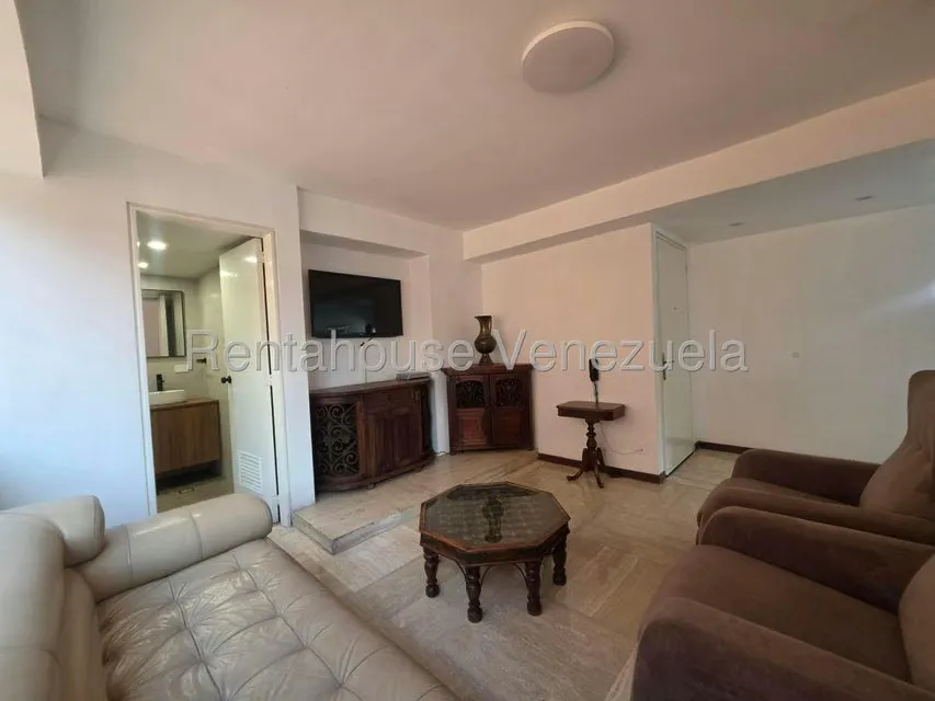 Apartamento (Duplex) en Venta en El Rosal, Distrito Metropolitano - 13