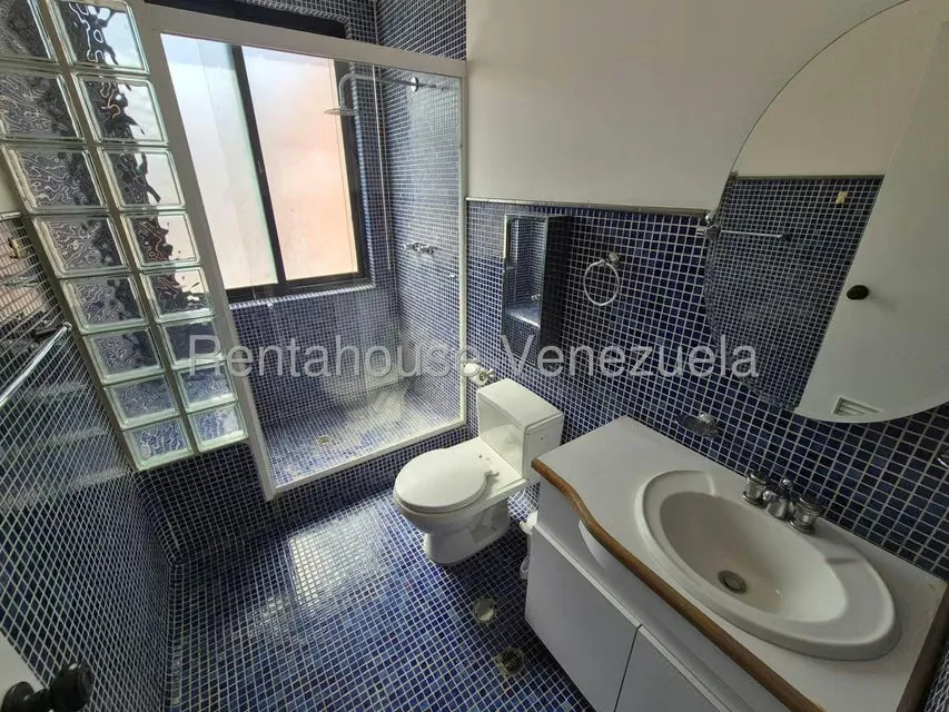 Apartamento (Duplex) en Venta en El Rosal, Distrito Metropolitano - 44