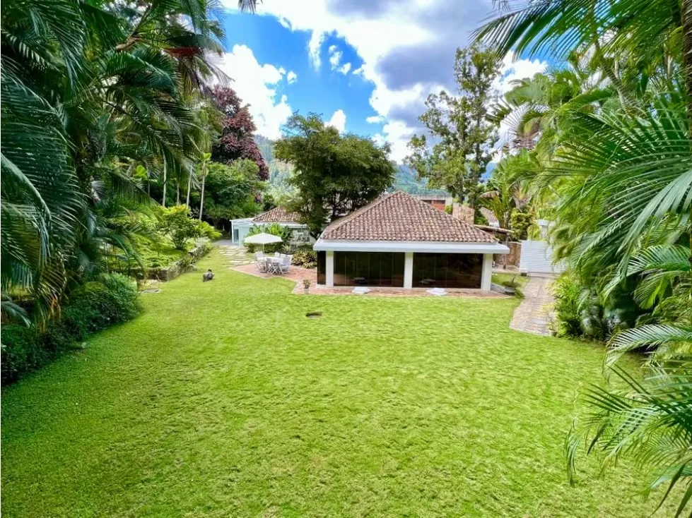 Casa en Venta Colinas del Tamanaco Baruta - Caracas - 3