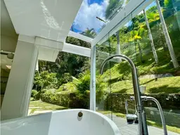 Vista 24