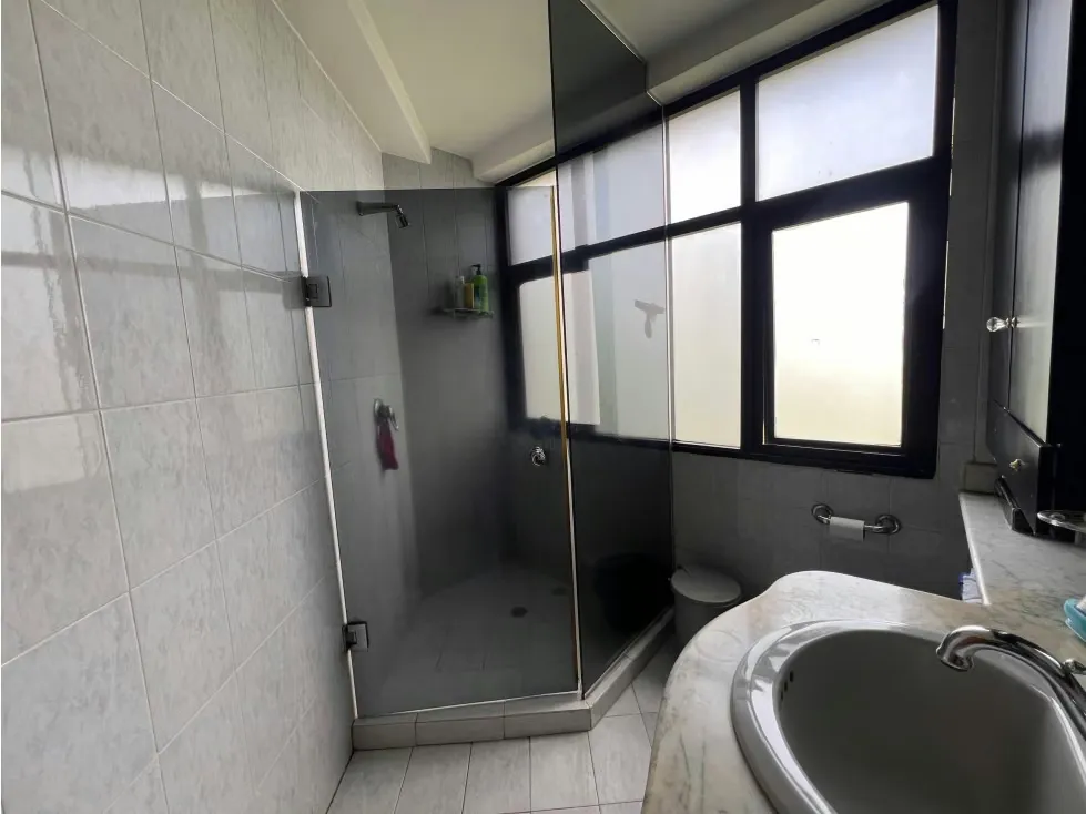 Se vende Town House 600m2 Urb Miranda - 10
