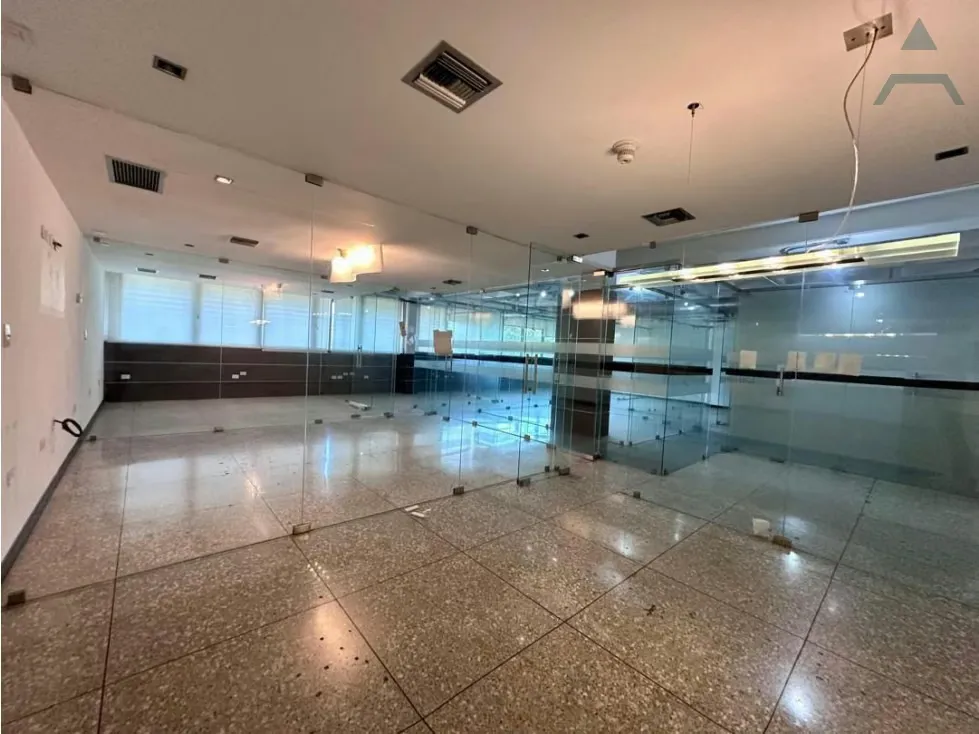 Se vende/alquila Oficina 426m² 8b/8e La Trinidad - 16