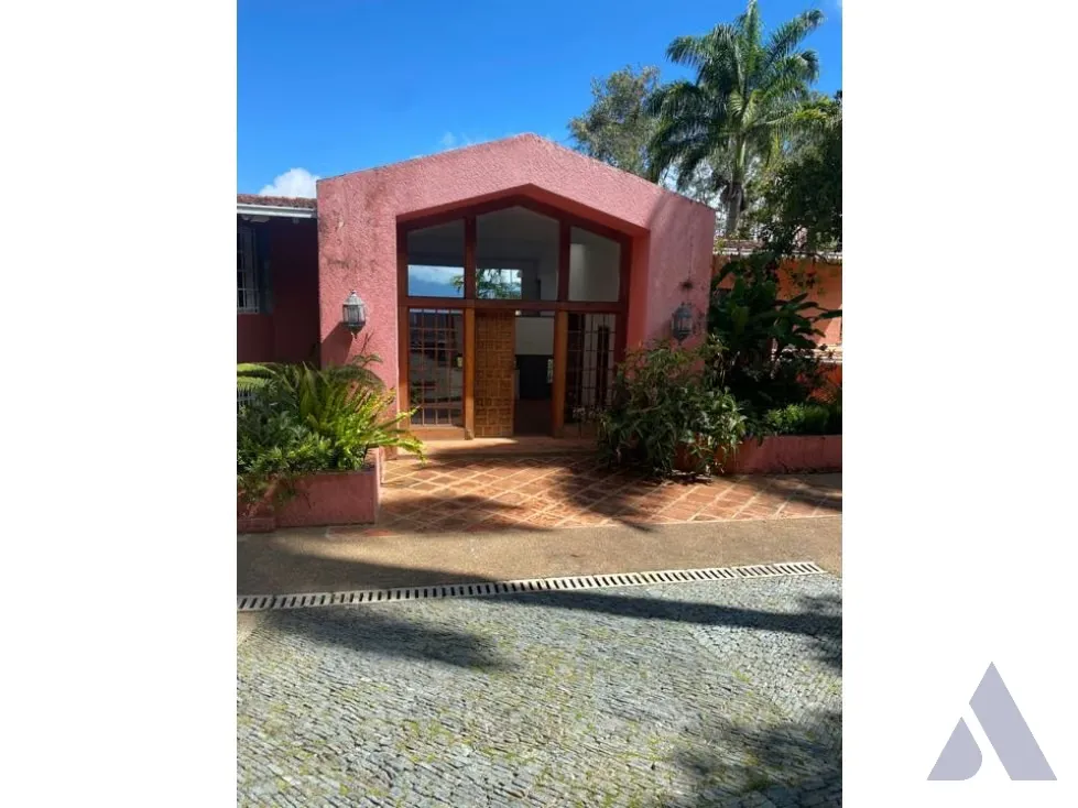 Vendo quinta para actualizar 1120m2 Alto Hatillo 4584