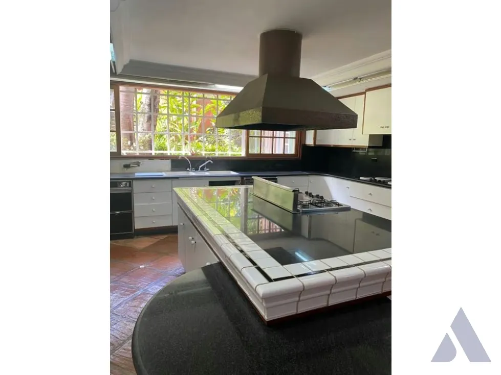 Vendo quinta para actualizar 1120m2 Alto Hatillo 4584 - 5