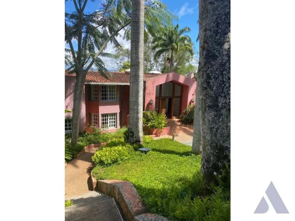 Vendo quinta para actualizar 1120m2 Alto Hatillo 4584 - 8