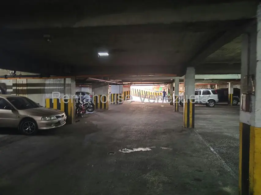 Estacionamiento en Venta en Parroquia Santa Rosalia, Distrito Metropolitano