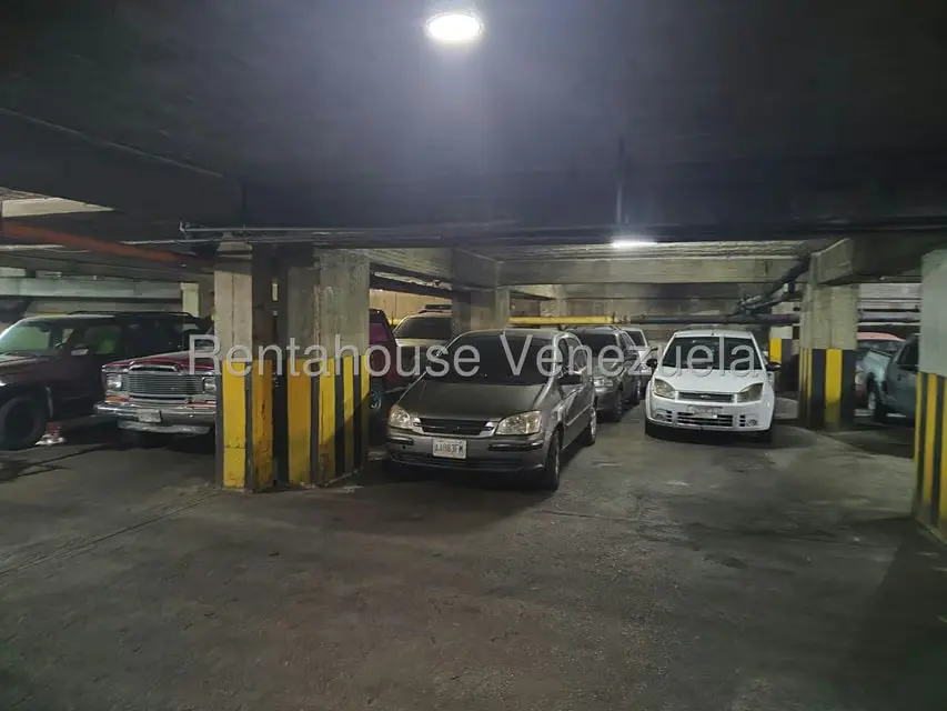 Estacionamiento en Venta en Parroquia Santa Rosalia, Distrito Metropolitano - 3