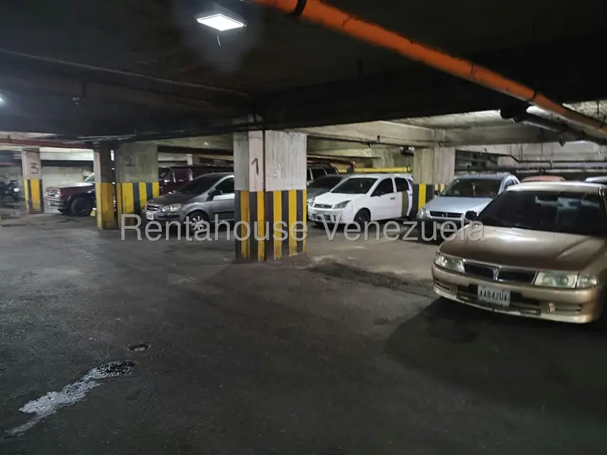Estacionamiento en Venta en Parroquia Santa Rosalia, Distrito Metropolitano - 4