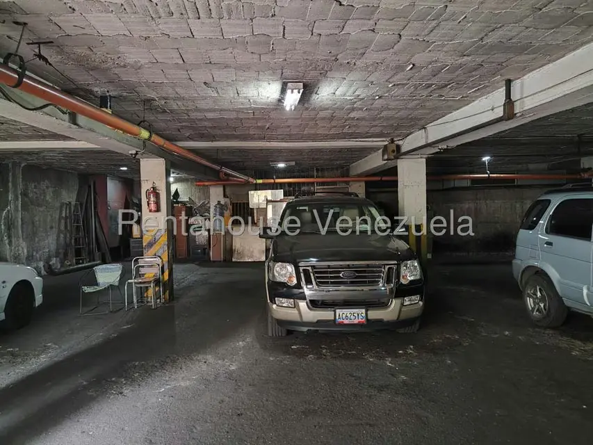 Estacionamiento en Venta en Parroquia Santa Rosalia, Distrito Metropolitano - 7