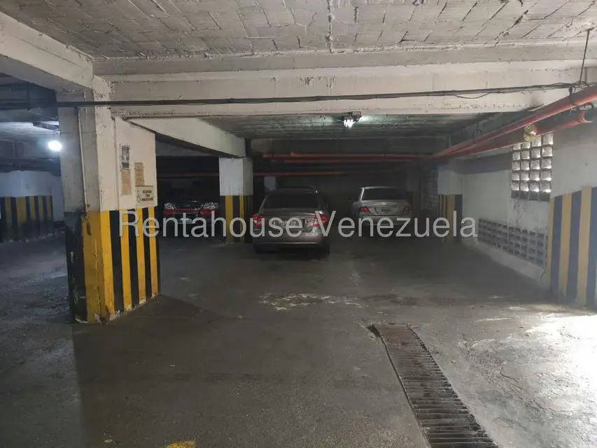 Estacionamiento en Venta en Parroquia Santa Rosalia, Distrito Metropolitano - 8