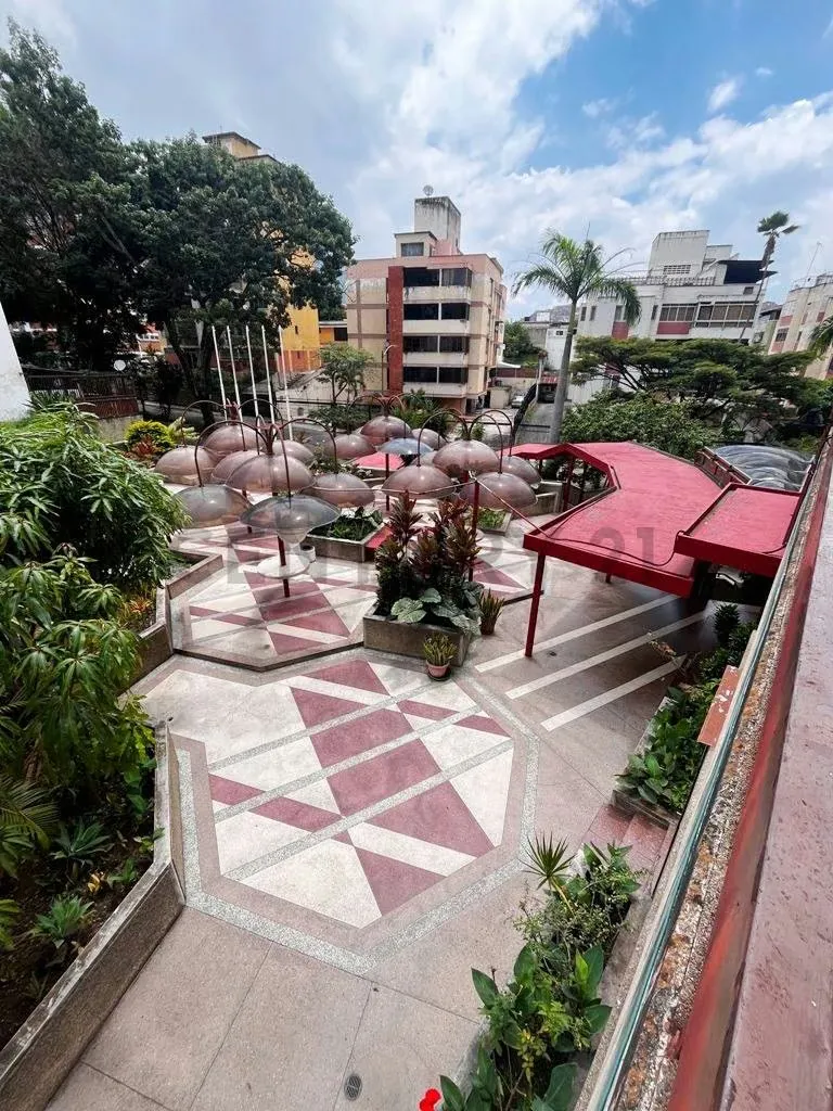 ¡GRAN OPORTUNIDAD! Hotel en Venta en Caracas con Alto Potencial de Reconversión - 12